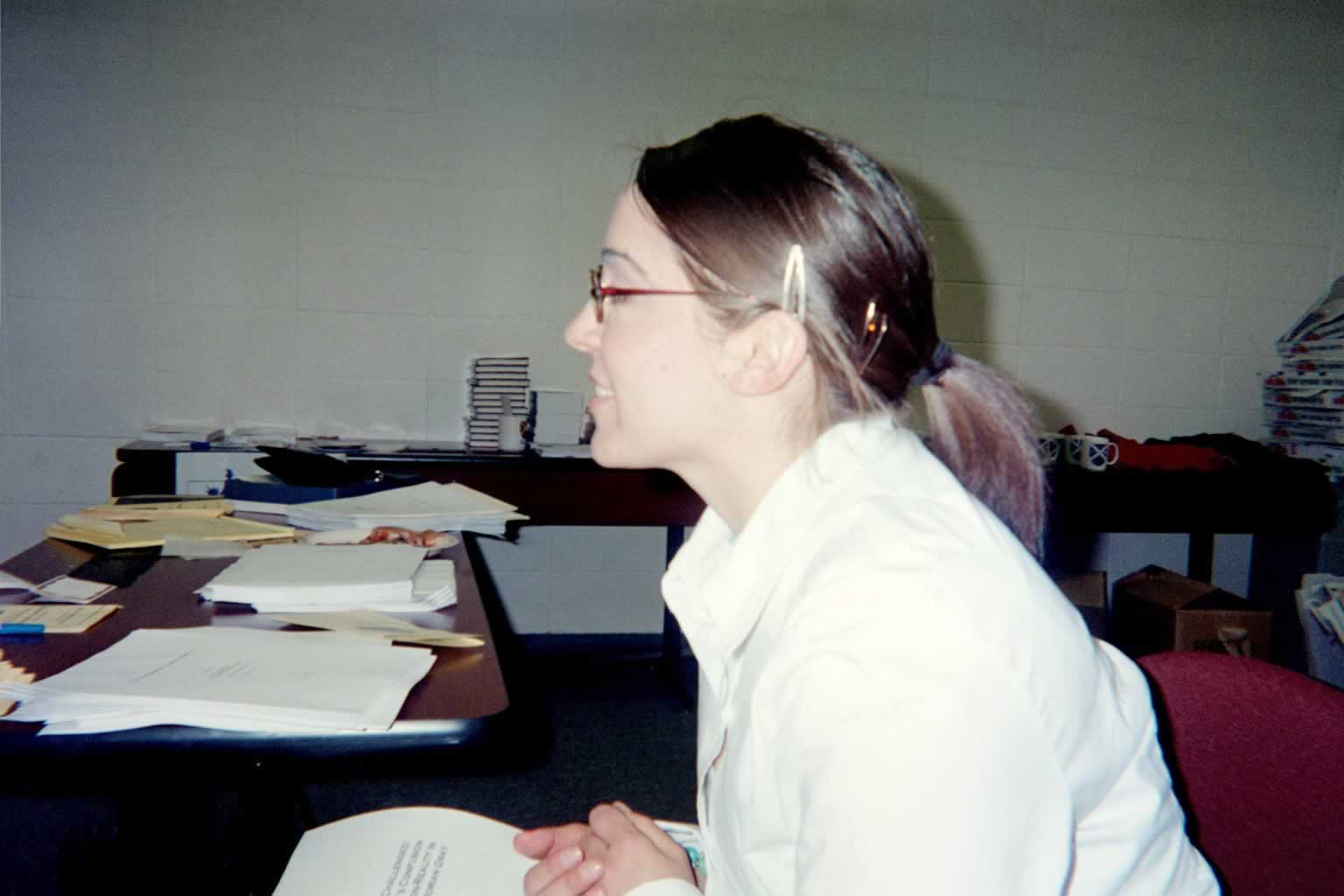 picture of a woman from her side profile