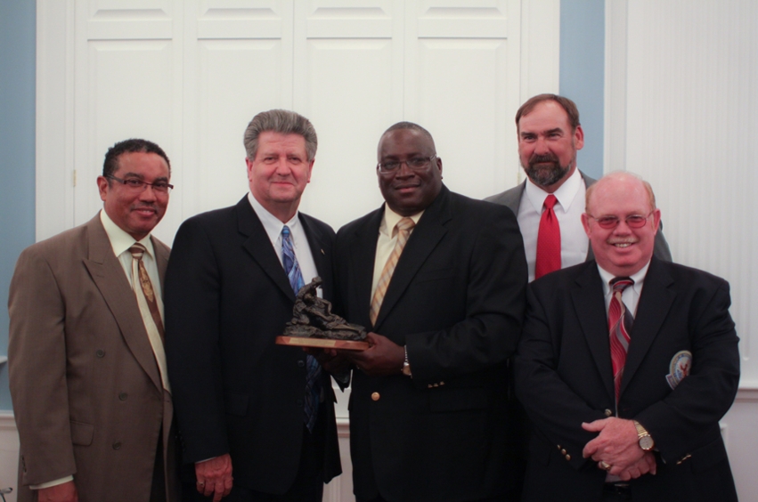 Bruce Boyea, Ron Pemberton, Melvin Carson, Mike Mattiza, Roy Martin receive the Good Samaritan Award