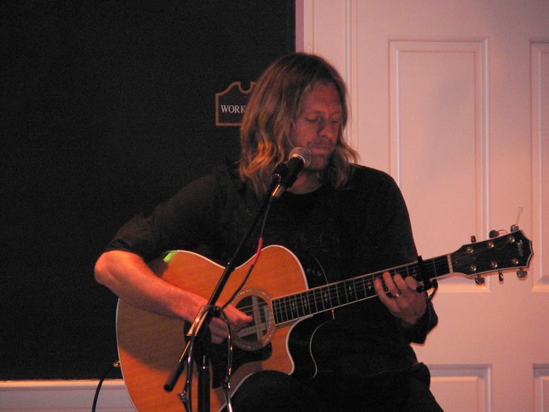 picture of Jon Foreman playing a guitar