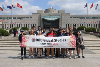 DBU students in South Korea as a part of DBU's travel study program