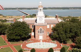 DBU campus Mahler building